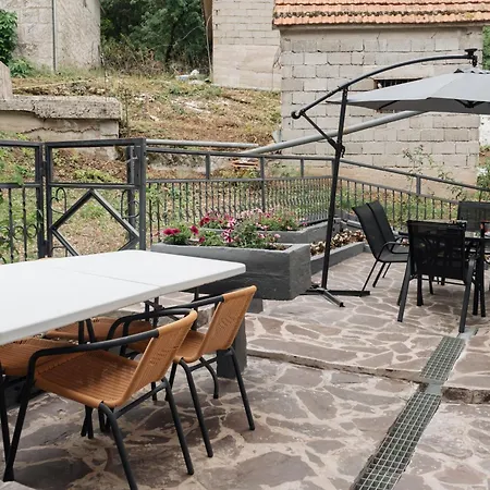 Oasis Of Peace Oaza Mira Prisoje (Tomislavgrad)